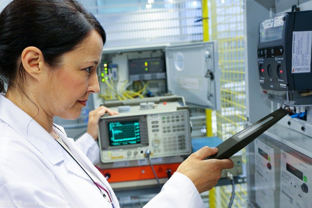 研究員電器柜性能計(jì)數(shù)器低壓微網(wǎng)絡(luò)測試和證書服務(wù)智能電網(wǎng)和智能電表認(rèn)證的電力電子設(shè)備技術(shù)服務(wù)行業(yè)tecnalia研究與創(chuàng)新bizkaia巴斯克的國家西班牙